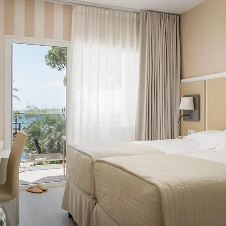 Estival Centurion Playa 4* Cambrils
