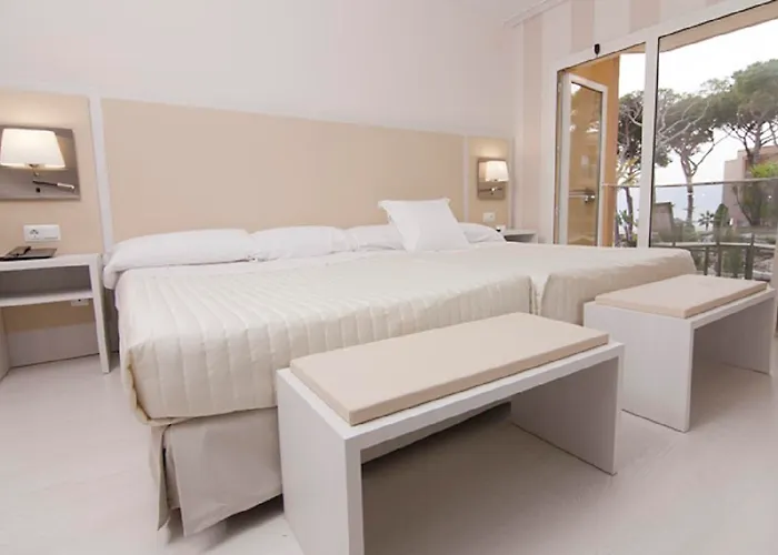 Estival Centurion Playa 4* Cambrils