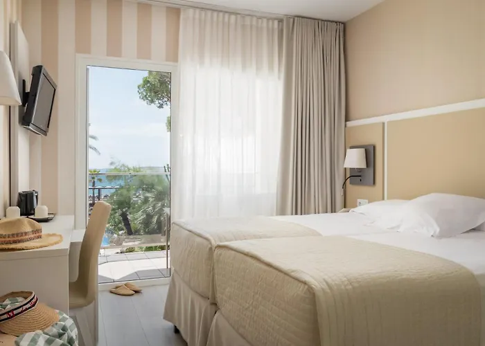 Estival Centurion Playa 4* Cambrils