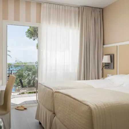 Estival Centurion Playa 4* Cambrils